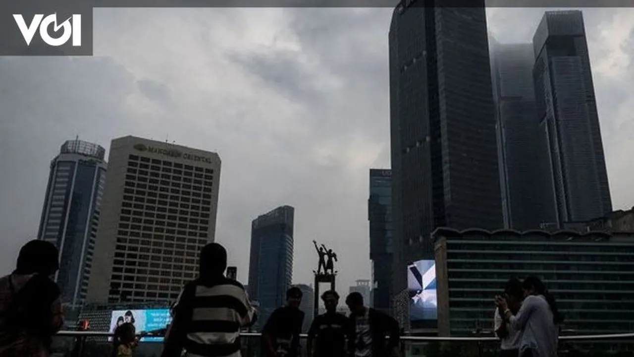 توقعات بطقس غائم في مدينة جاكرتا واحتمالات سقوط أمطار خفيفة بمنطقة جاكتيم